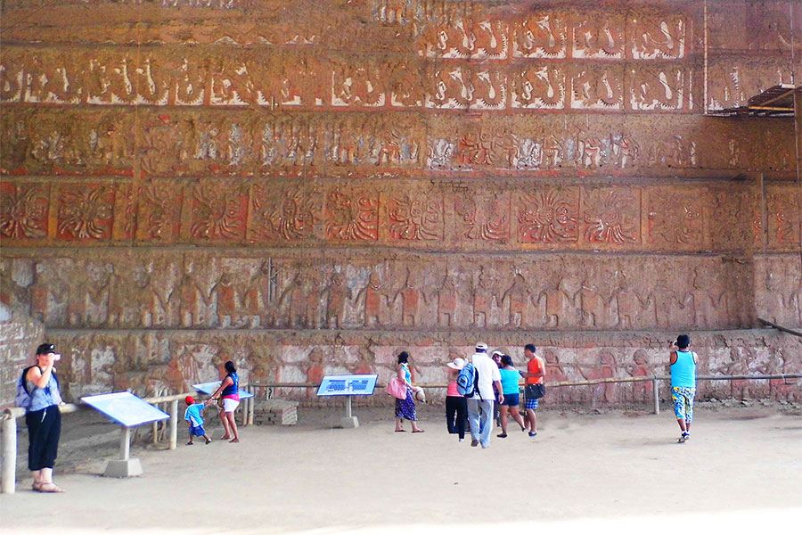 Huaca de La Luna